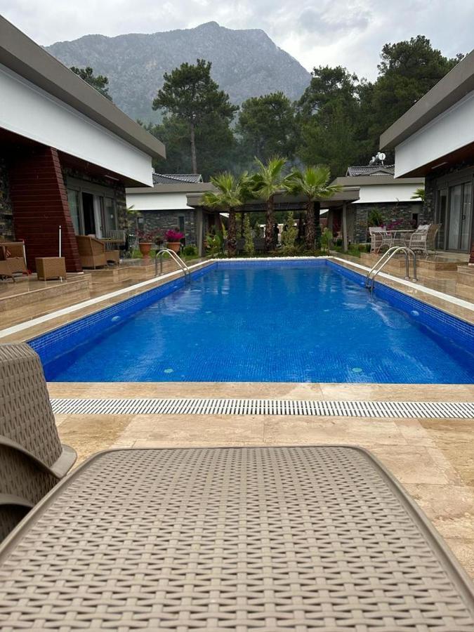 Greenpark Villa *